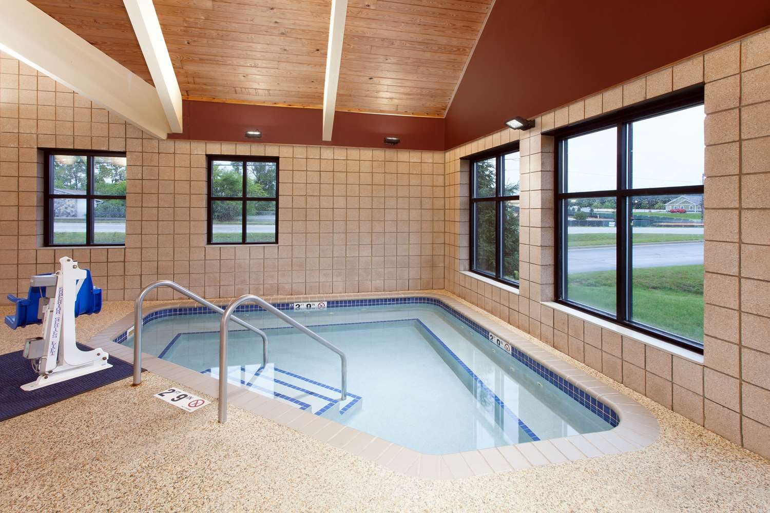 Americinn By Wyndham Greenville — 2