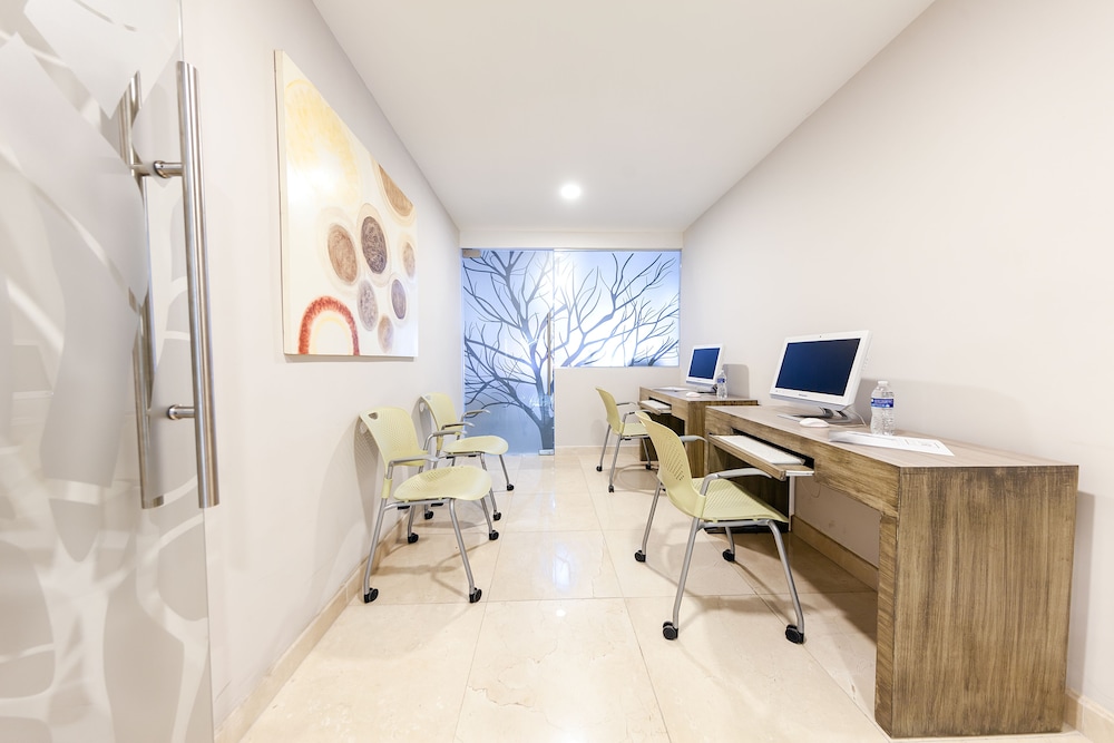 Suites del Angel 60/65