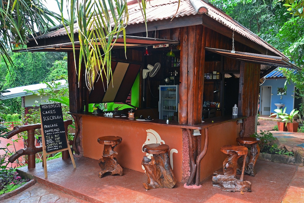 Koh Mak Buri Hut Natural Resort 14/74