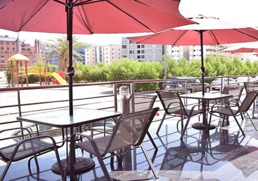 فندق أوزون(Ozone hotel) 16/21