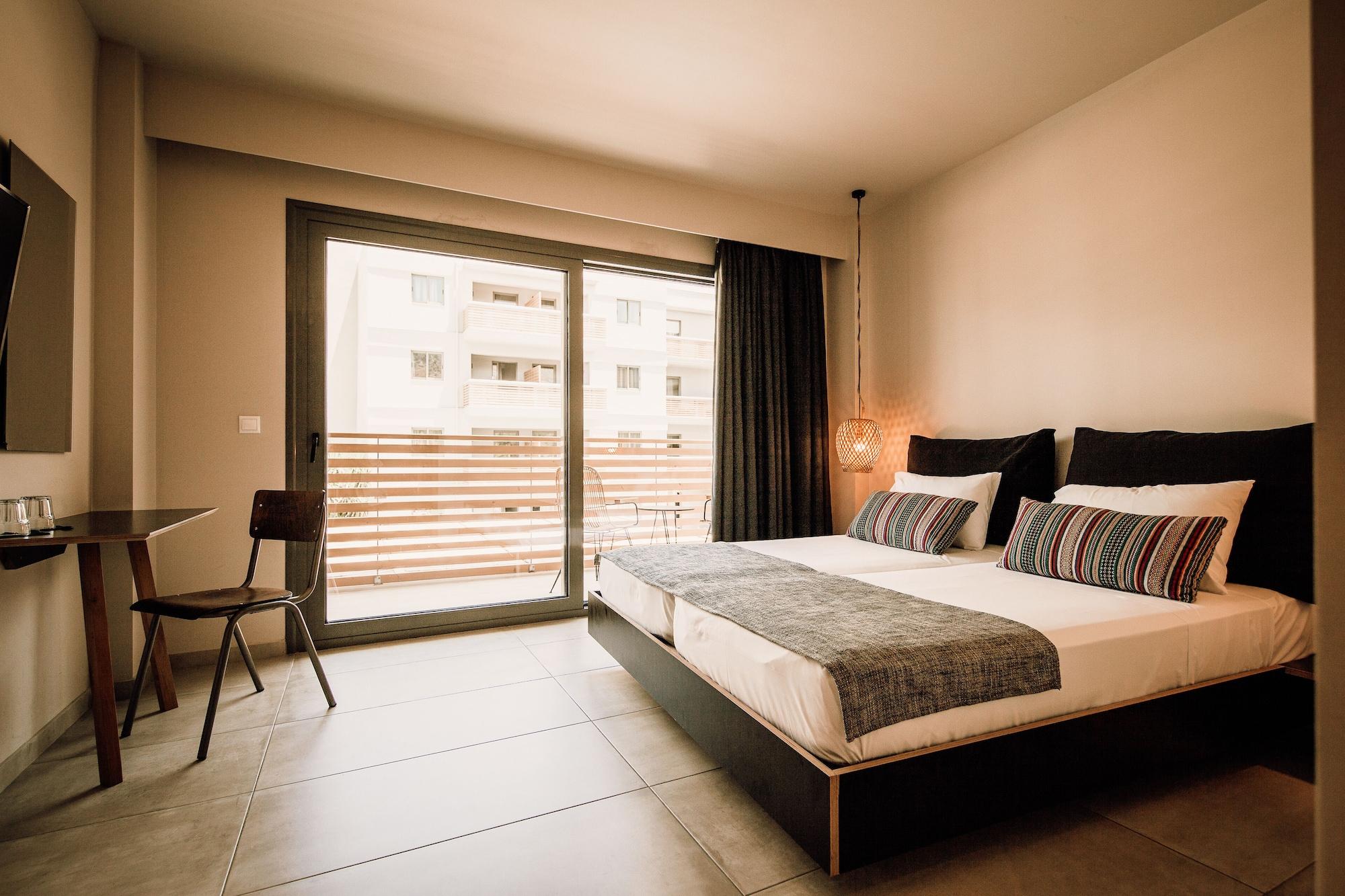 Basic, Double Bed