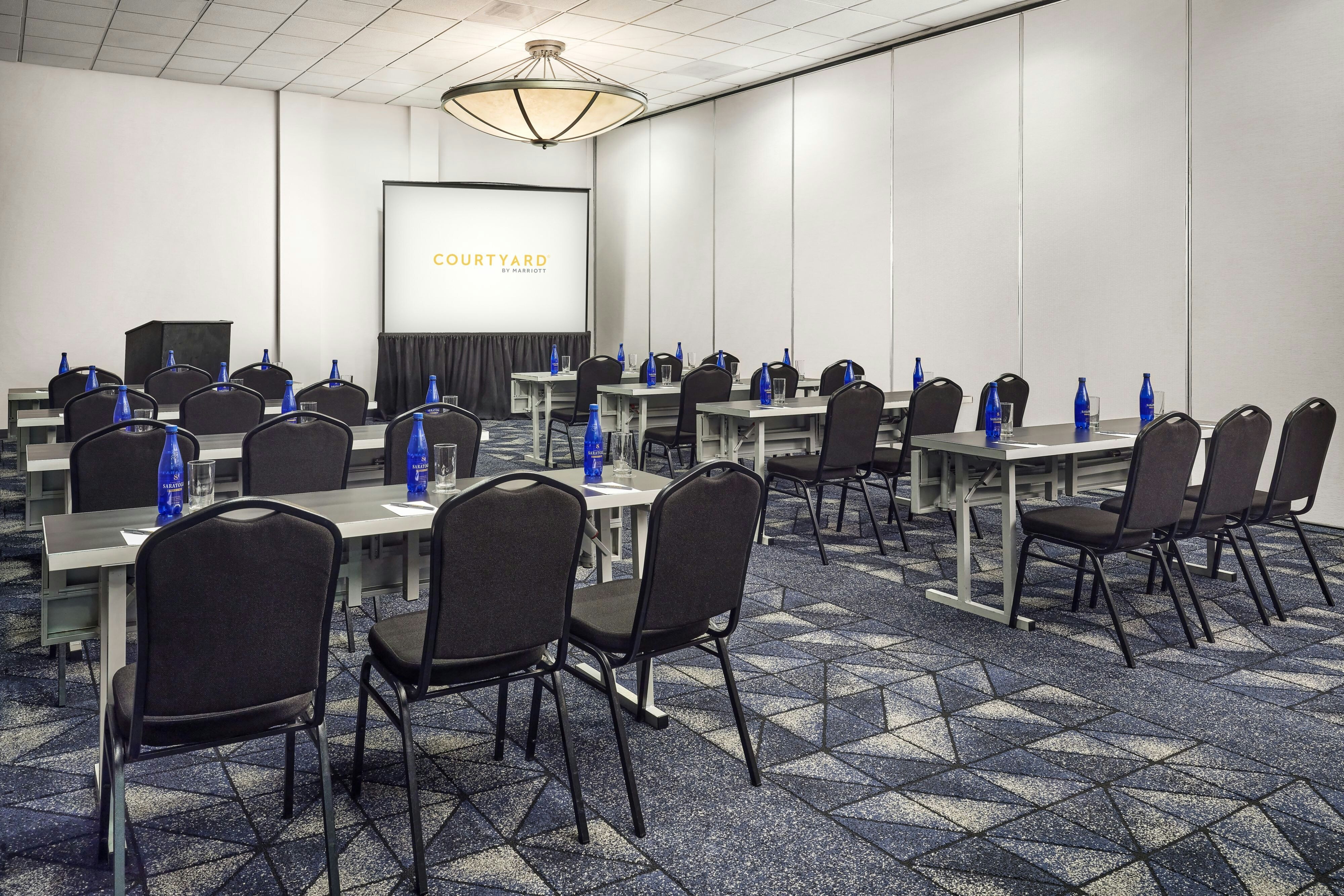 Courtyard By Marriott San Diego Mission Valley/Hotel Circle 11/26