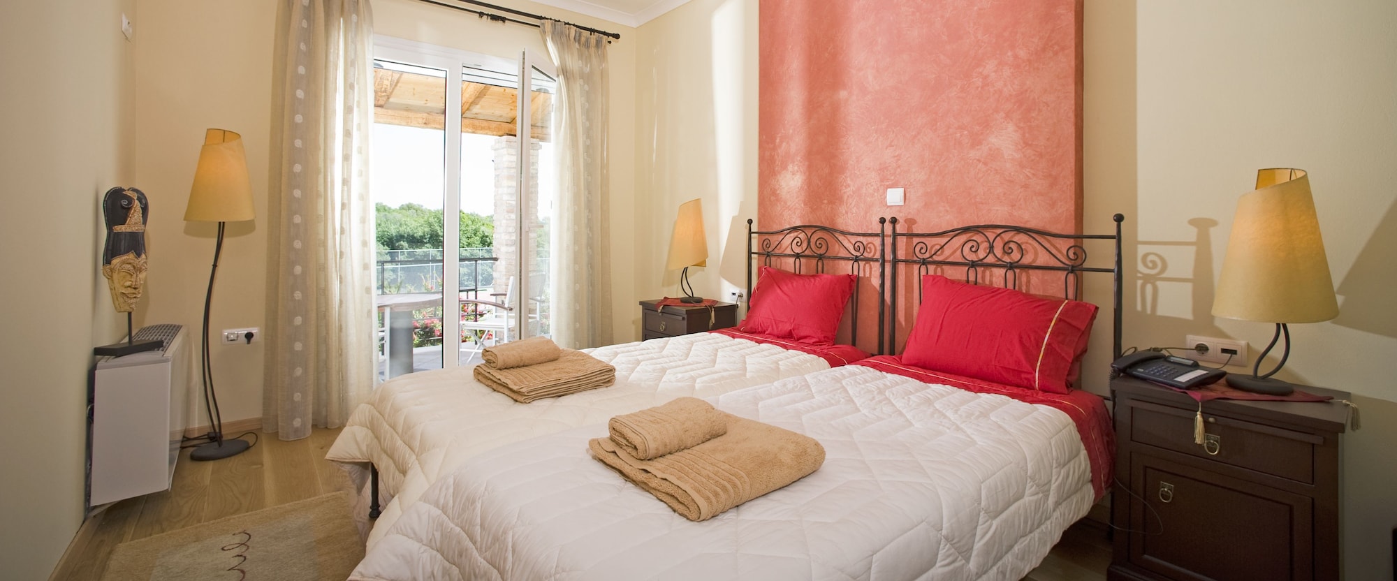 3 BEDROOMS, EXCLUSIVE, VILLA