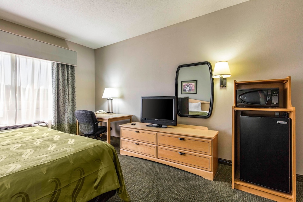 Quality Inn and Suites Pearl-Jackson 10/36