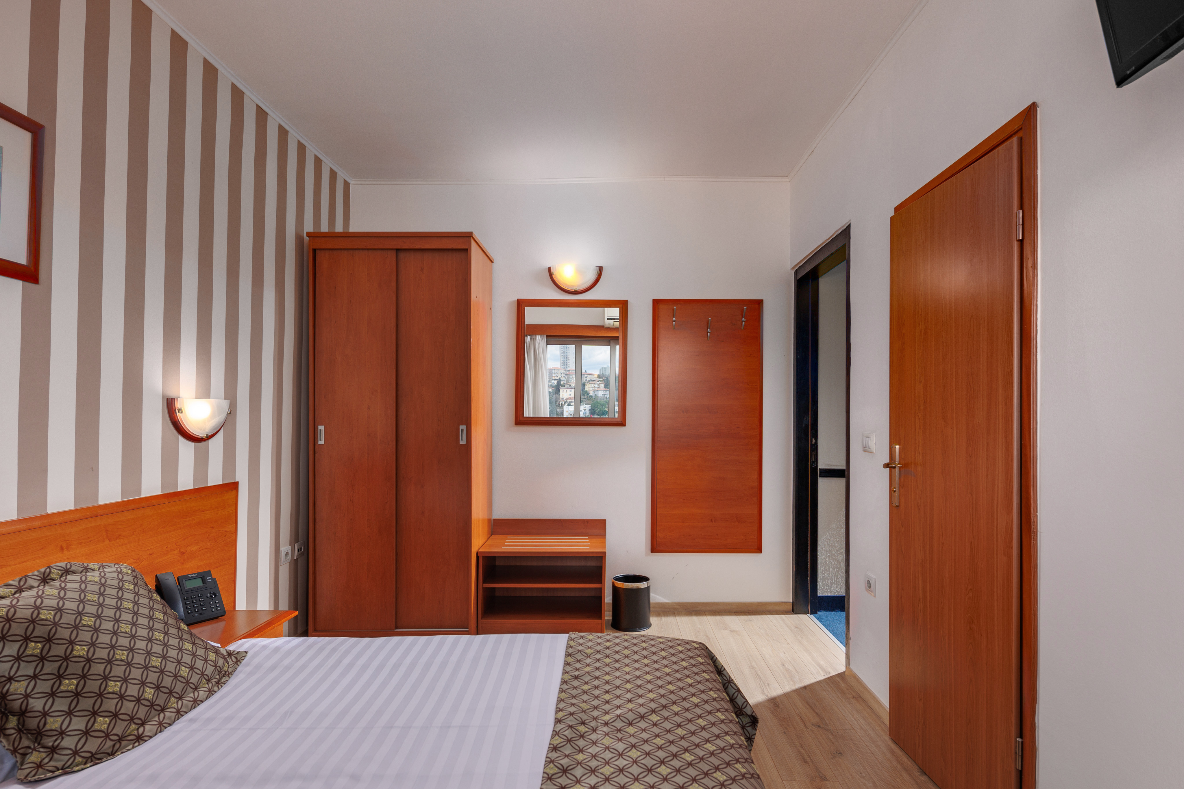 Hotel Neboder 34/62