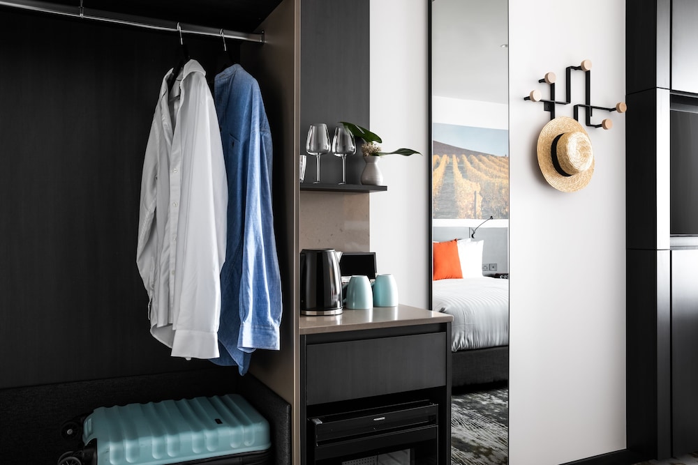 Novotel Devonport 30/50