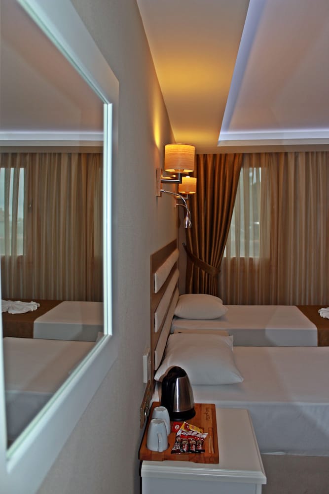 Feza Otel 29/64