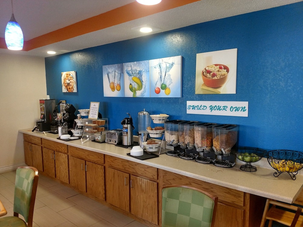Executive Inn and Suites Wichita Falls 30/44