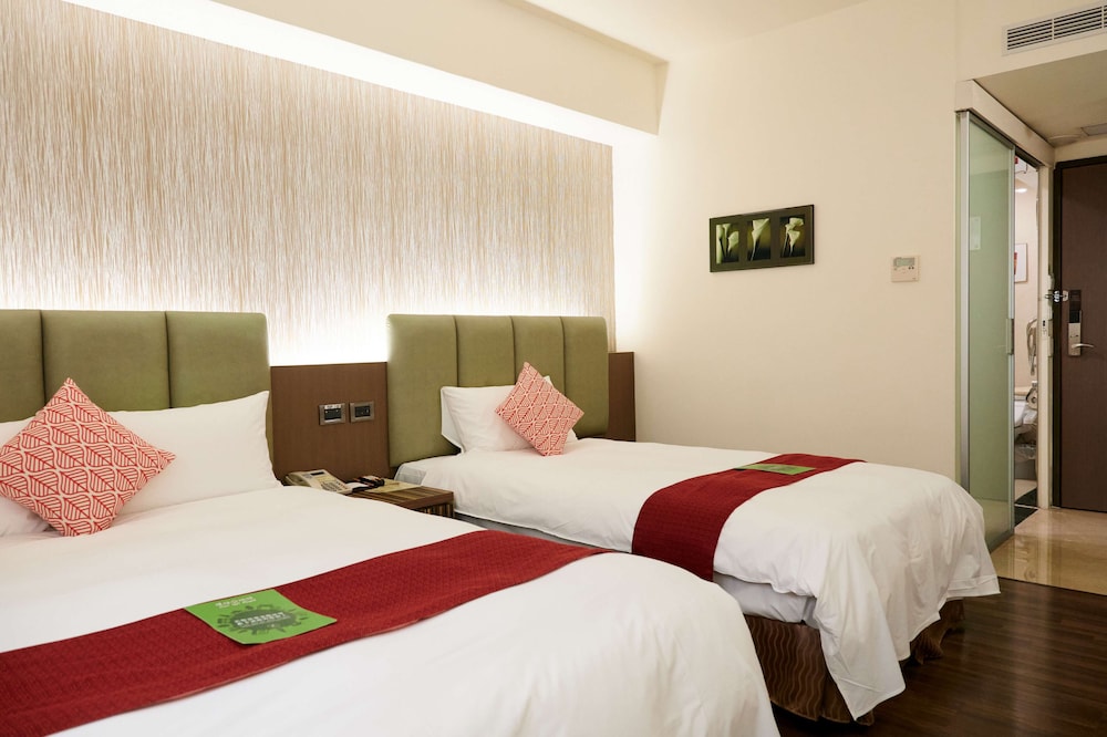 Lishiuan International Hotel 13/62