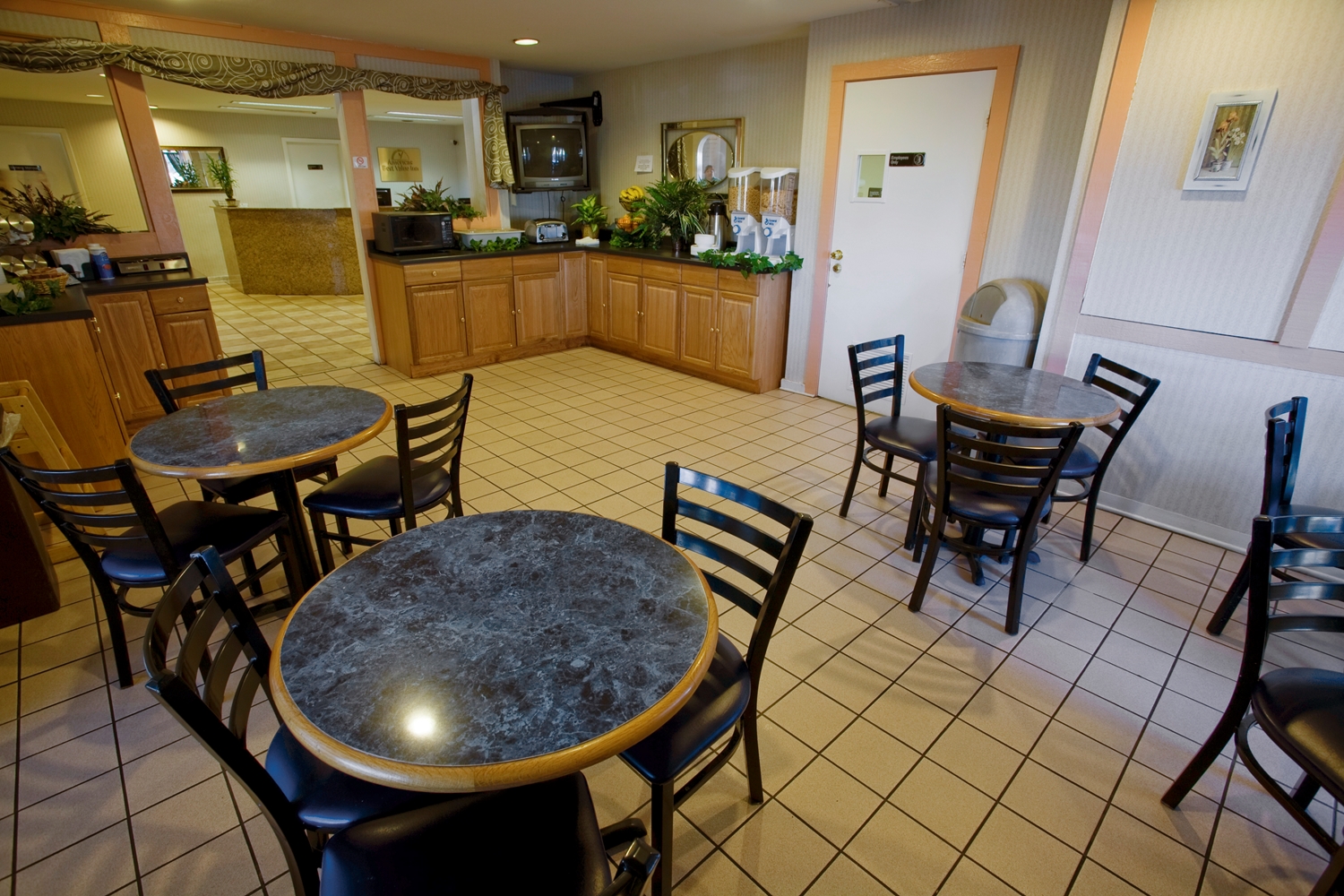 Americas Best Value Inn Austin University 18/32