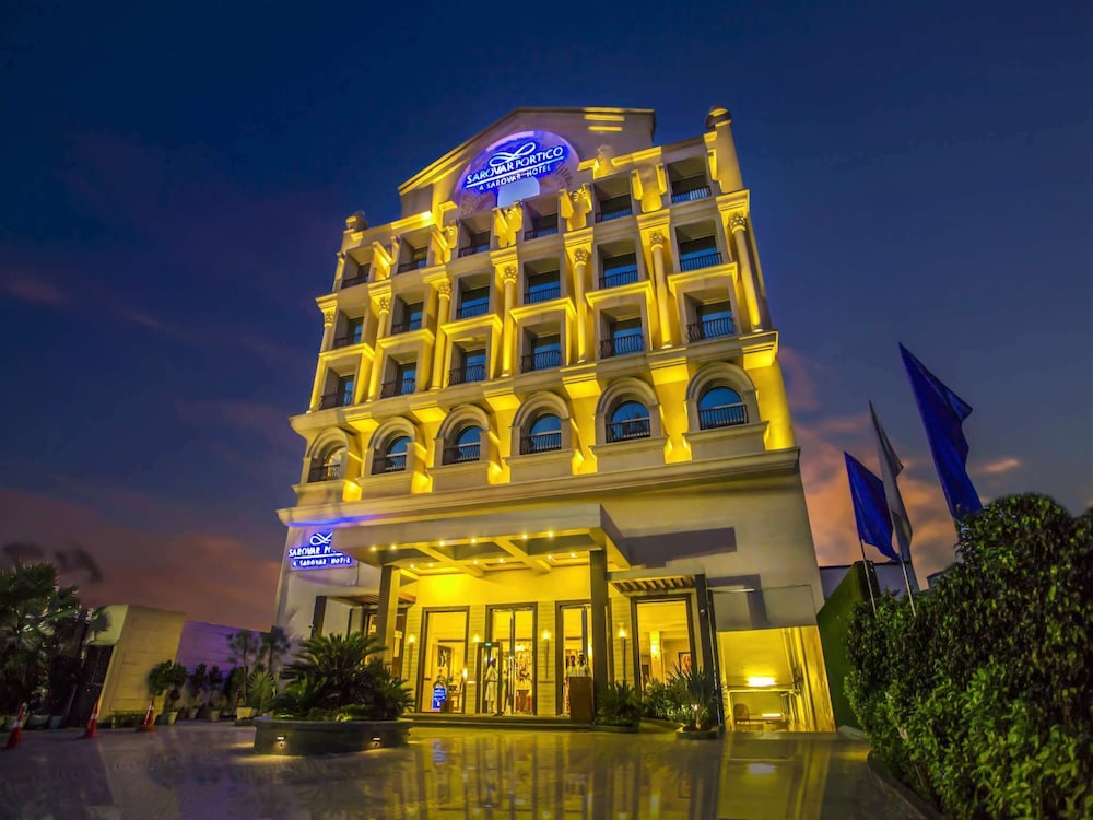 Sarovar Portico 1/50