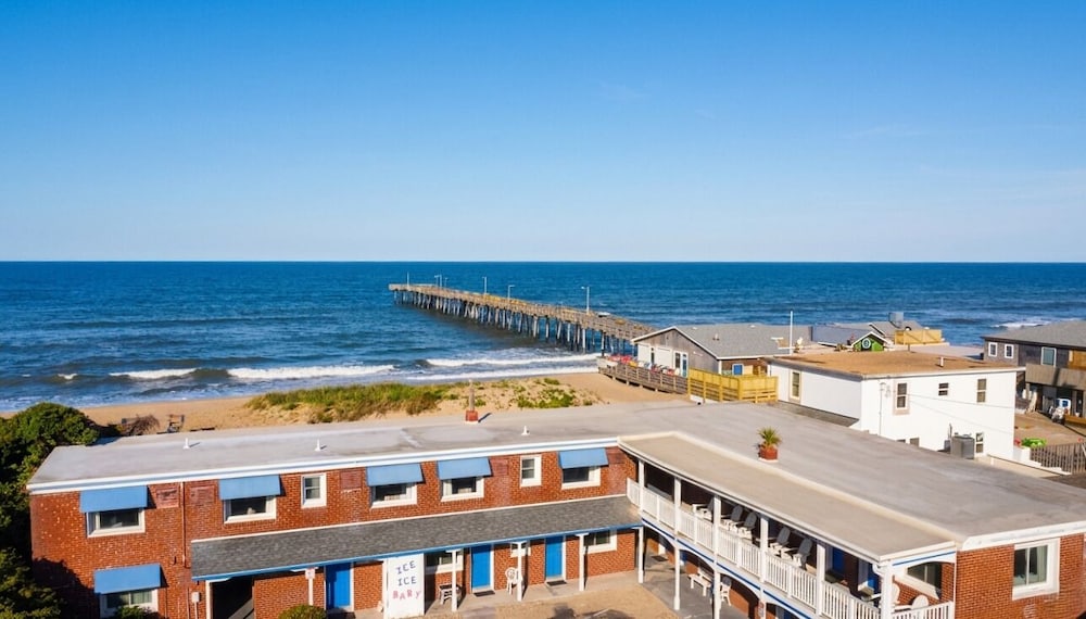 Colonial Inn Motel 73/77