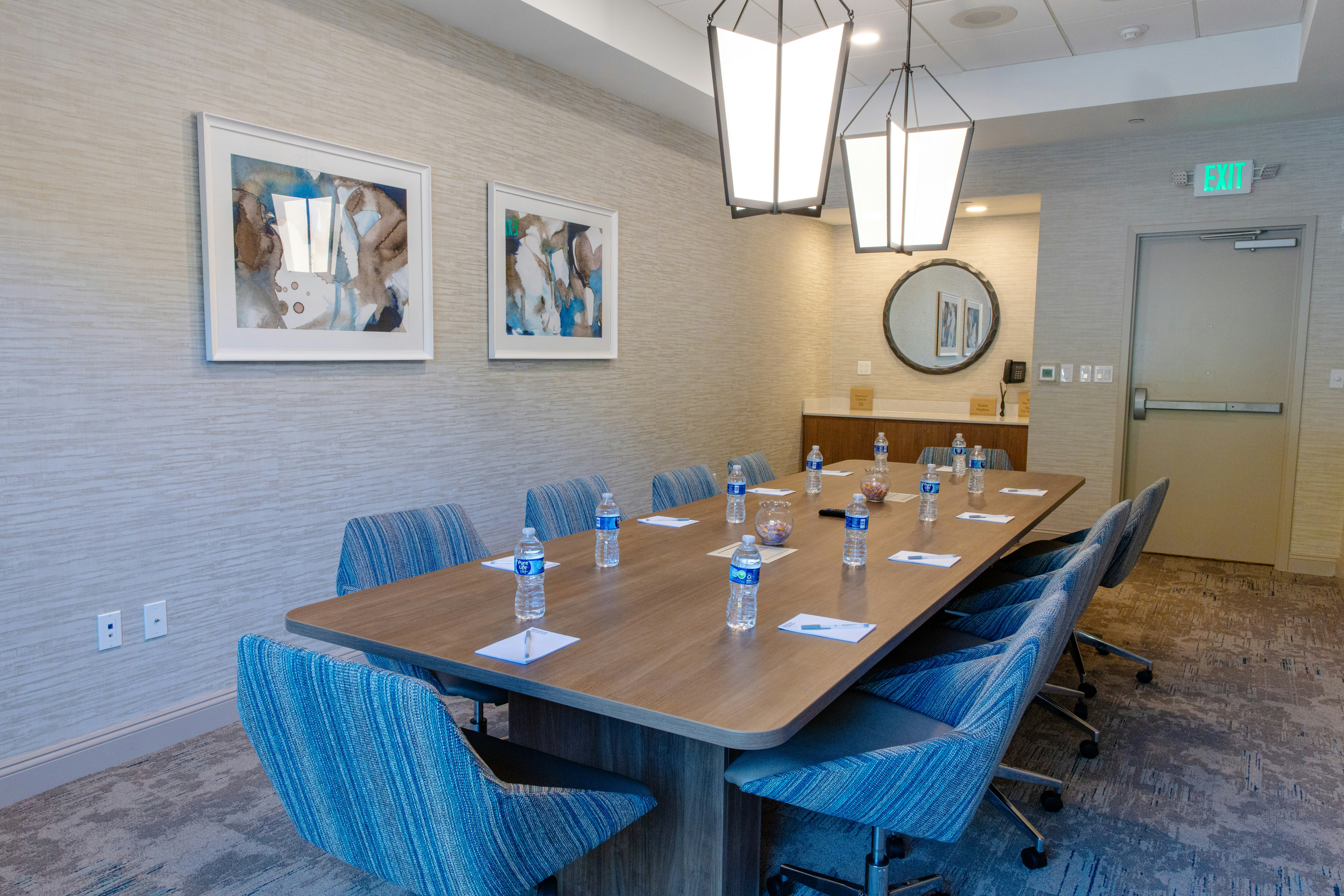 Hilton Garden Inn Lakewood 48/52