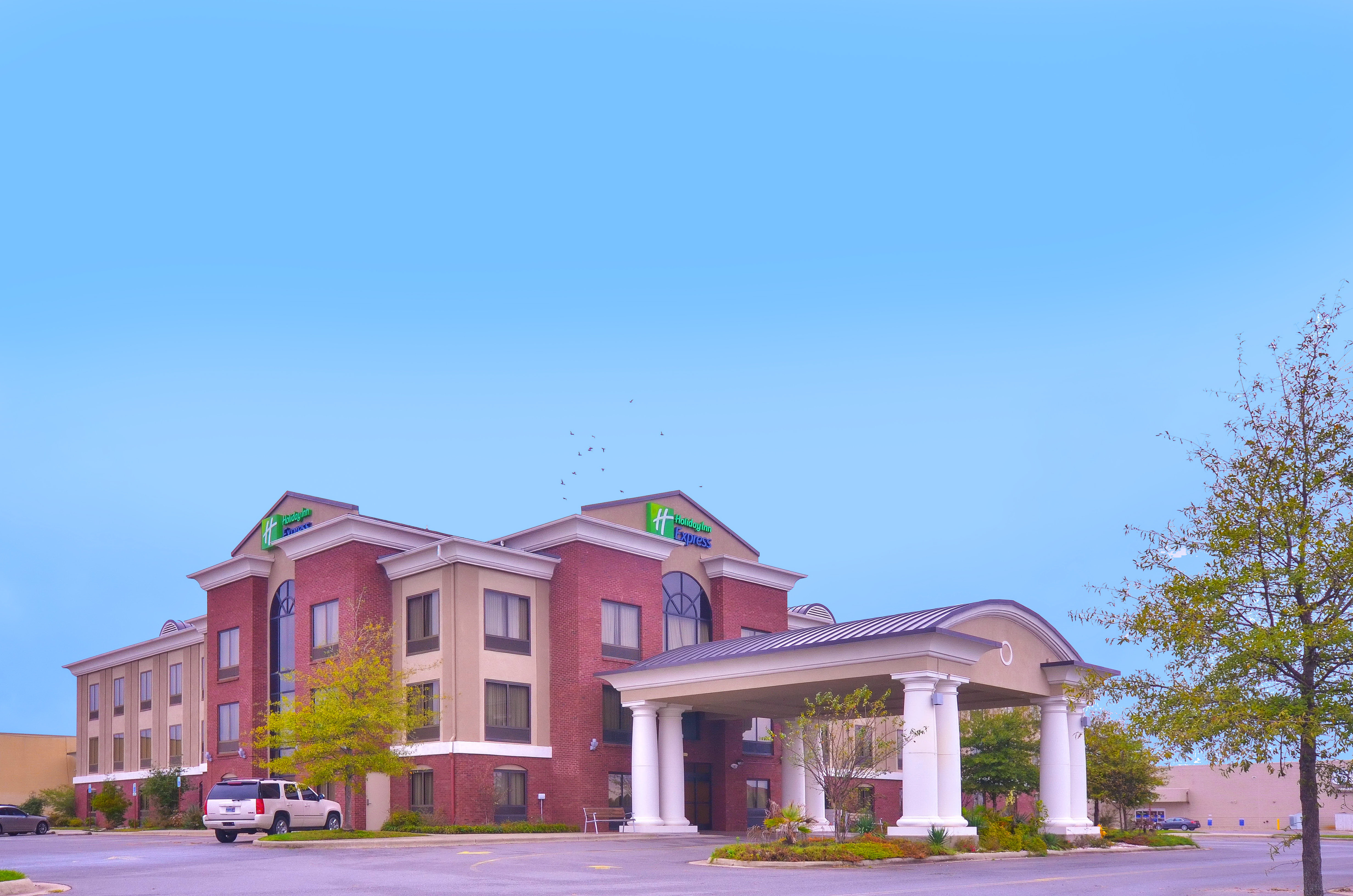 Holiday Inn Express Hotel And Suites Pine Bluff Pines Mall 2/54