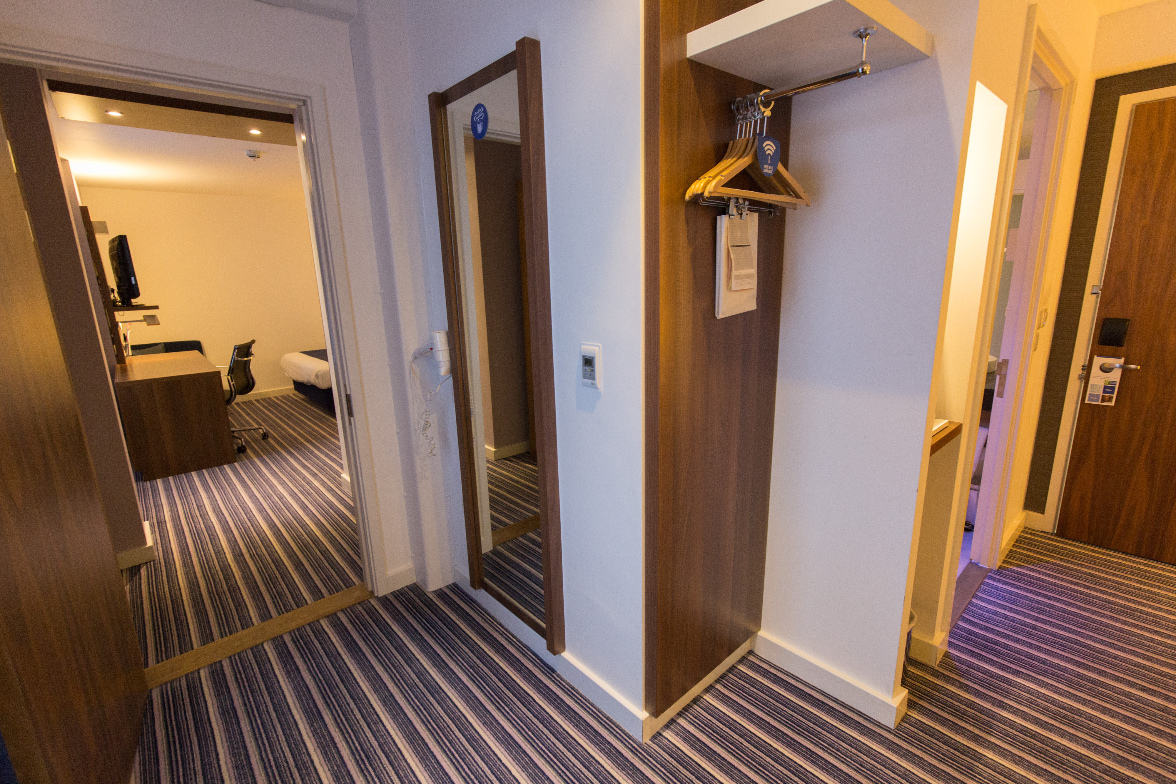 HOLIDAY INN EXPRESS BIRMINGHAM-SOUTH A45 10/30