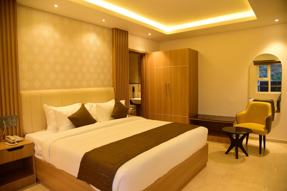 LUXURY, STUDIO, SUITE, CITY VIEW