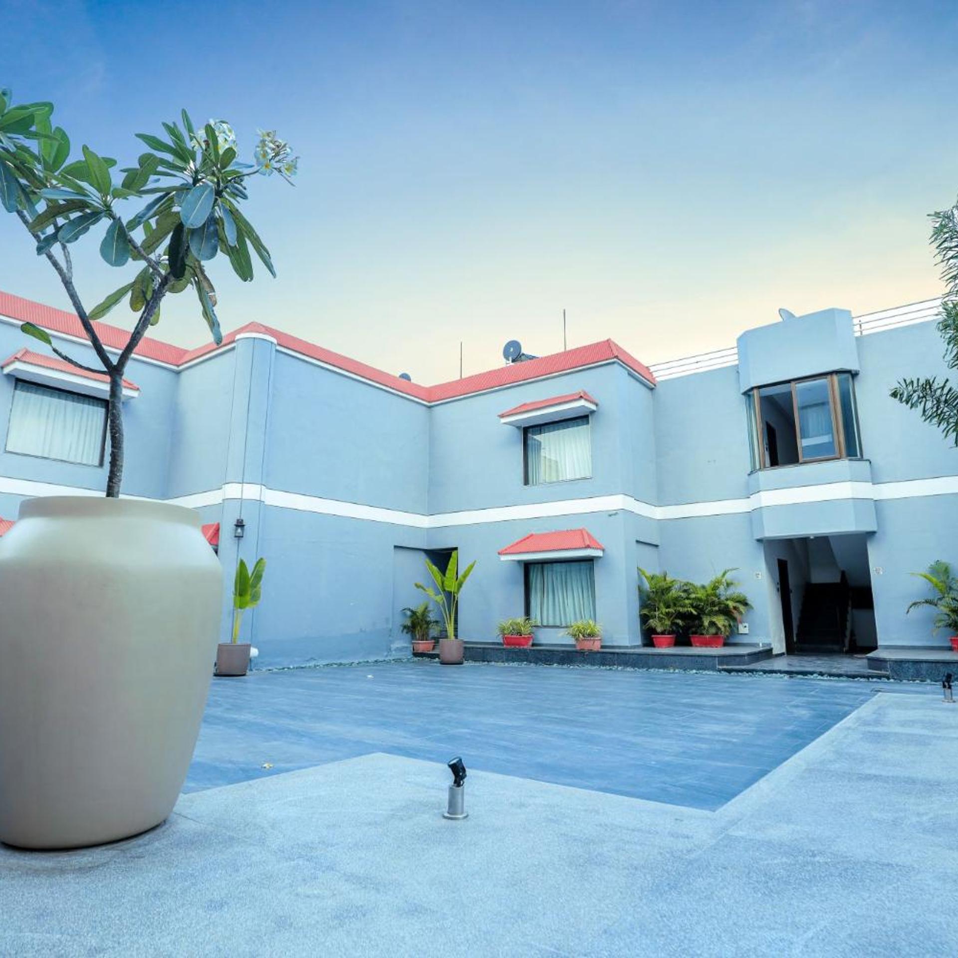 Atithi Aurangabad Hotel 41/50