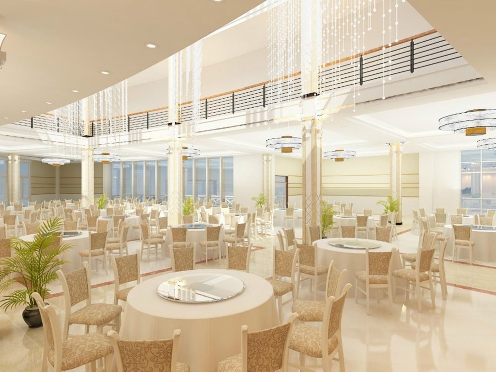 Thuy Hoang Nguyen Hotel Resort & Spa 53/75
