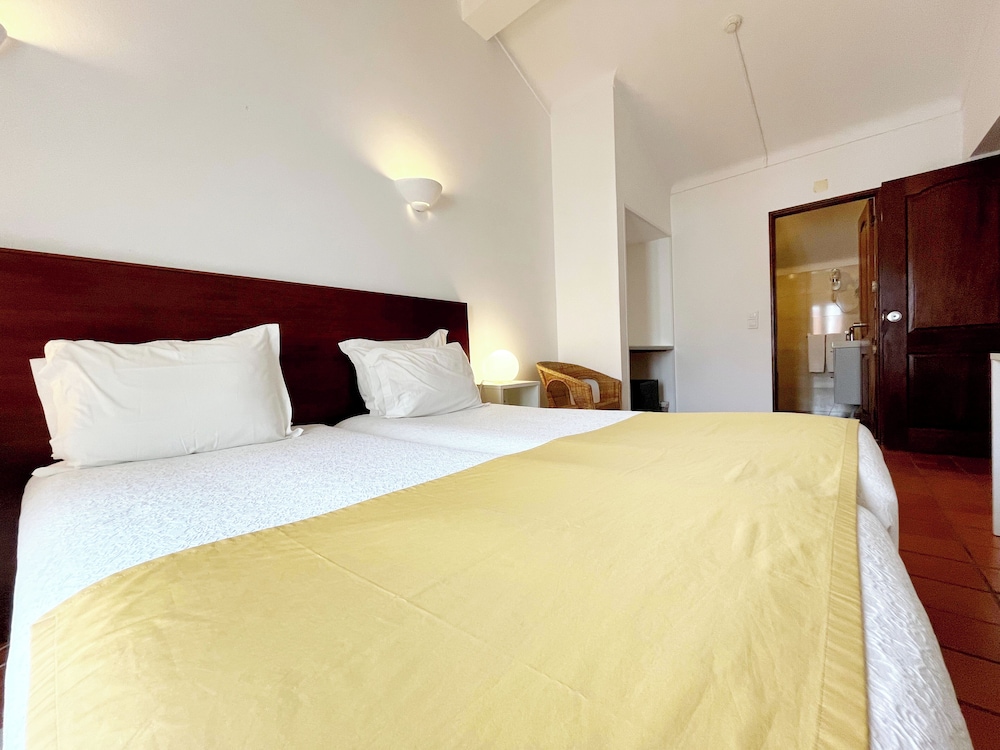 Castilho Guesthouse - Adults Only 16/39