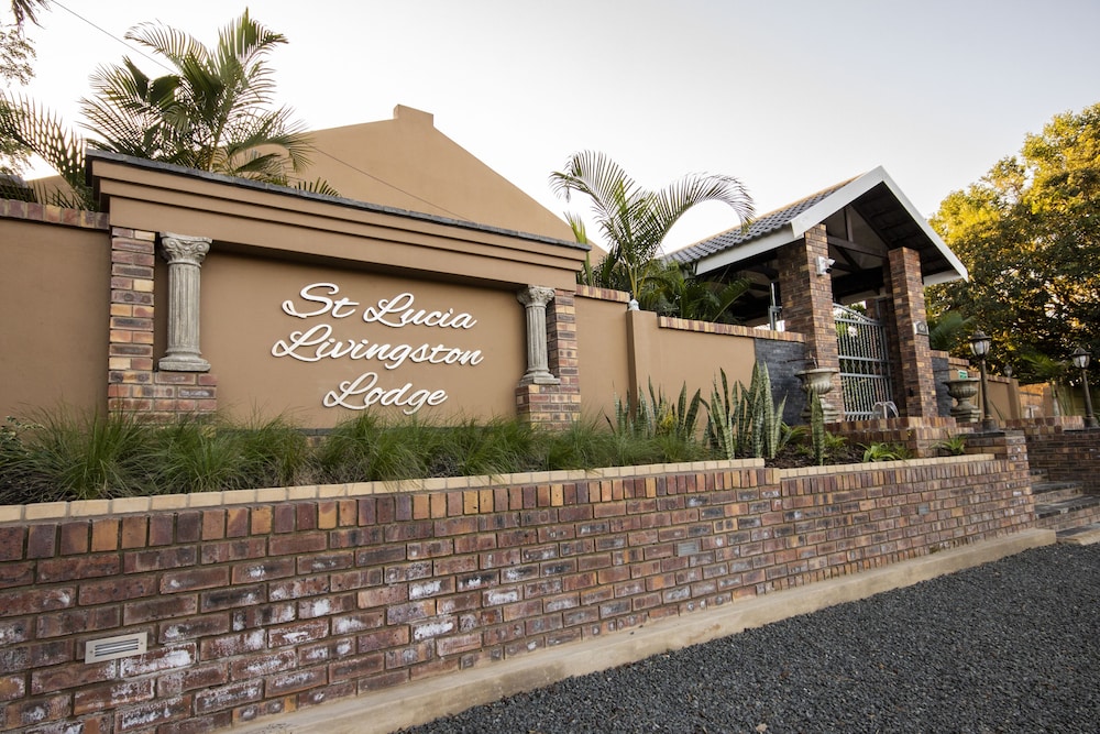 St Lucia Livingston Lodge 2/43