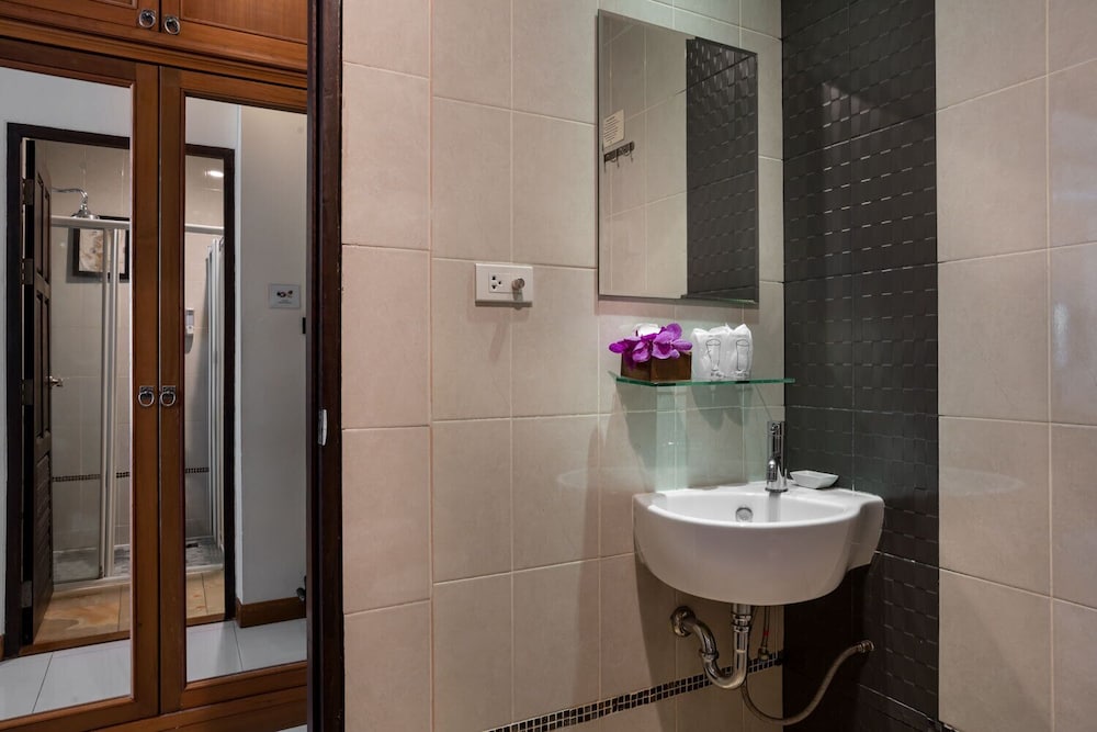 Lee Chiang Hotel 23/55
