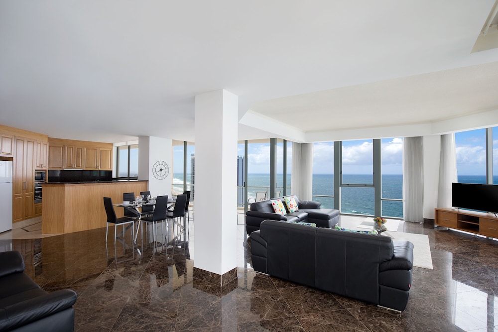 Mantra Sun City Surfers Paradise 27/64