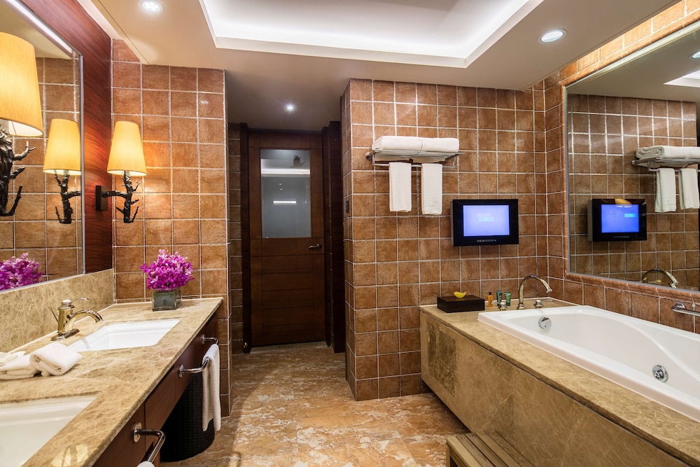 Hilton Sanqingshan Resort 37/60