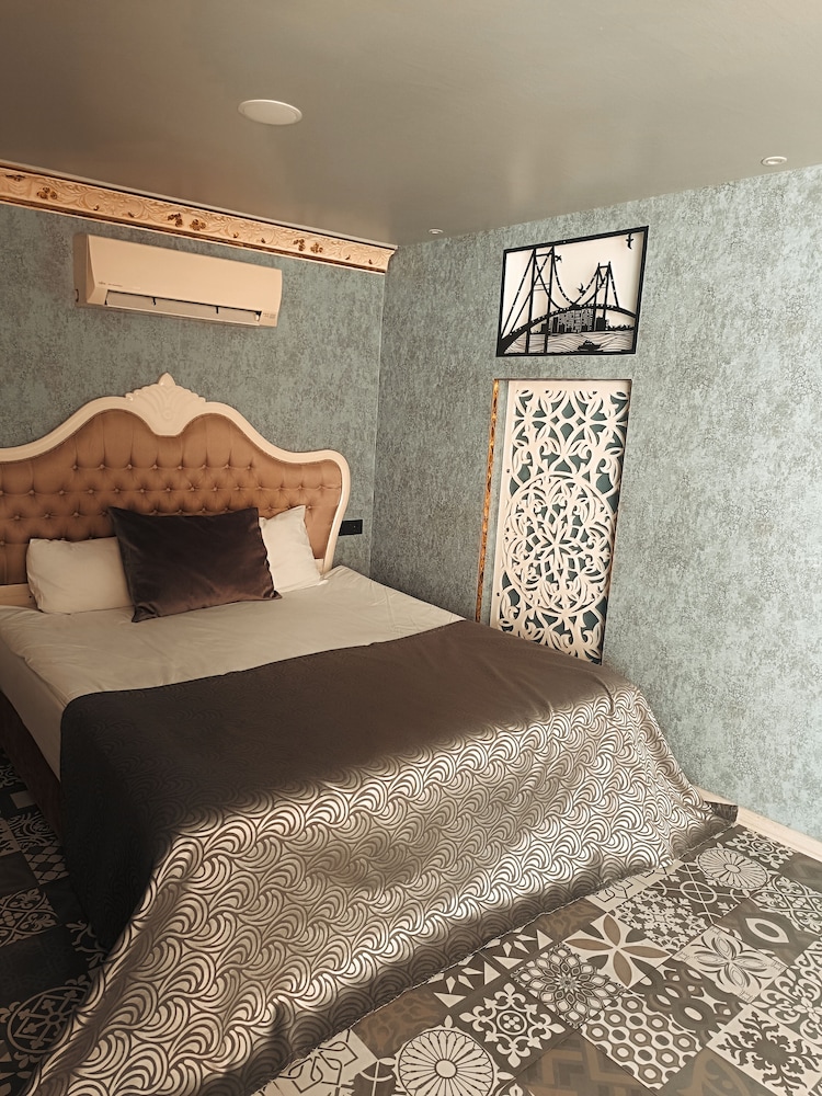 LEYENDA HOTEL 29/50