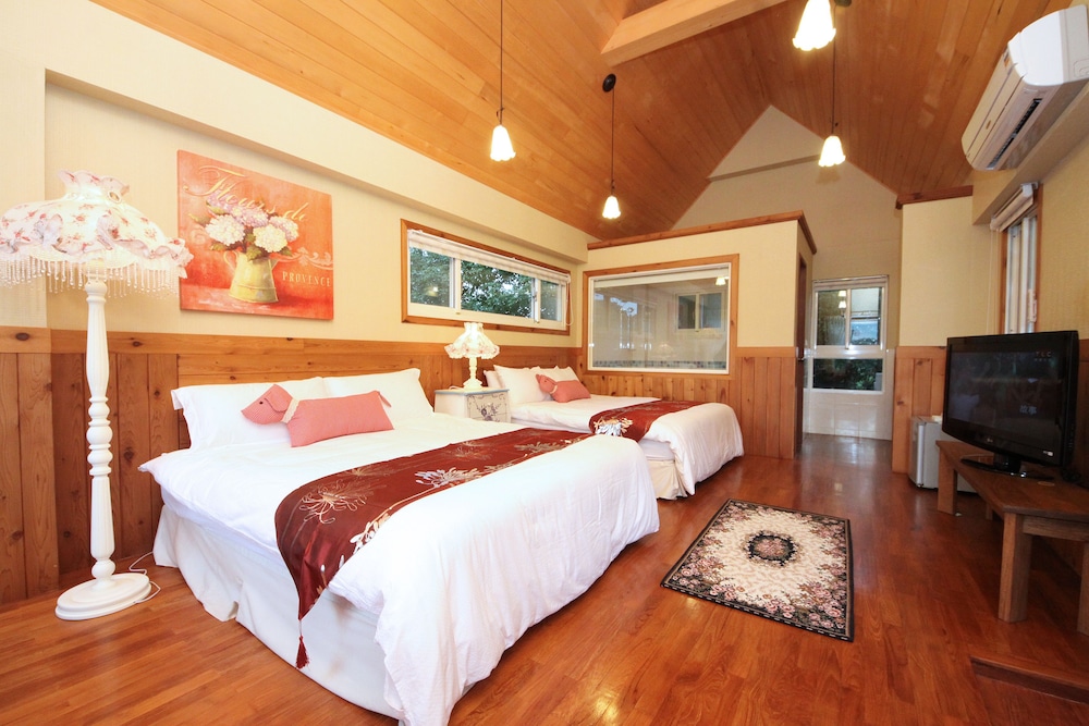 Green Forest Villa 18/71