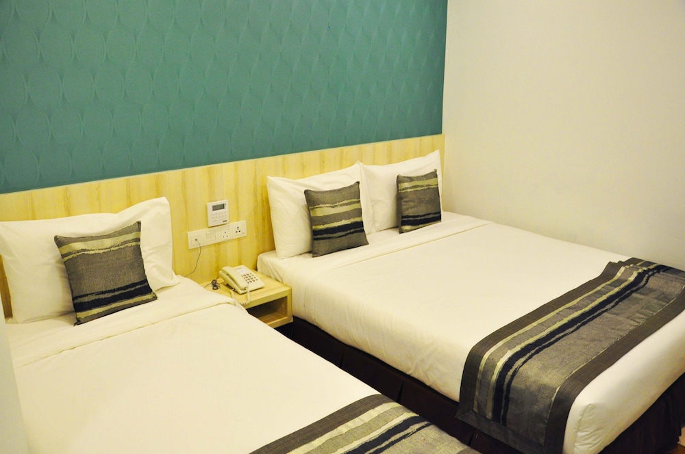 Valya Hotel 16/55