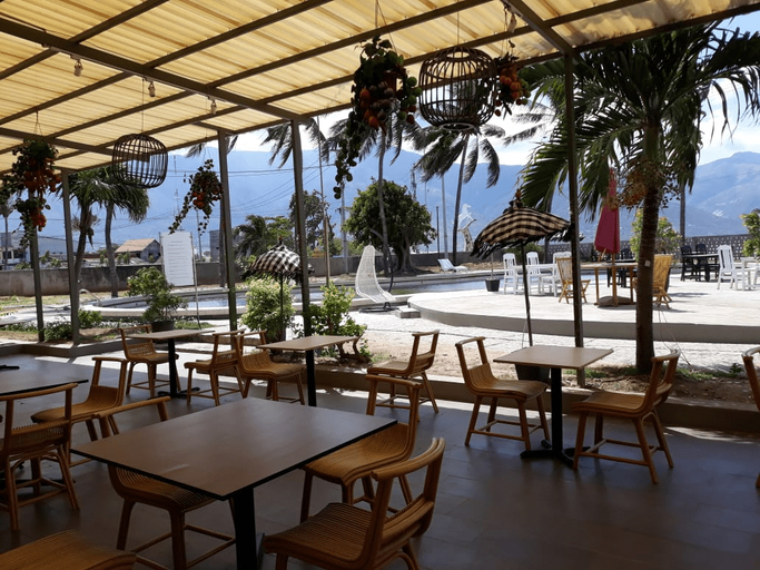Palu Golden Hotel & Resort 6/11
