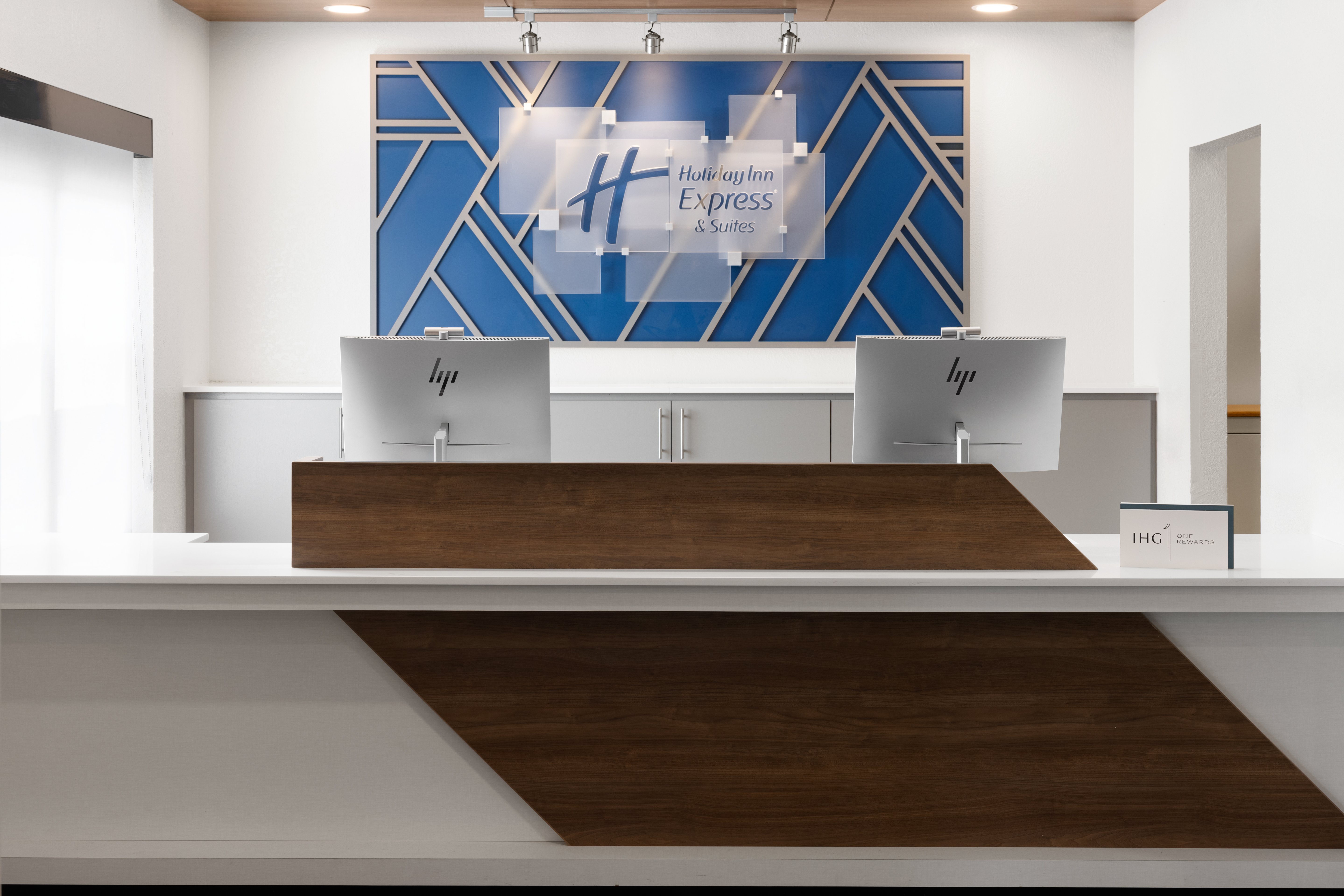 Holiday Inn Express & Suites Wyomissing 6/44