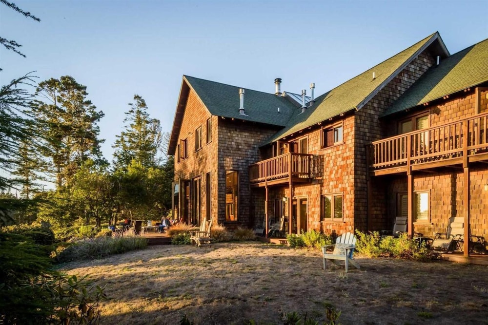 Brewery Gulch Inn 1/32
