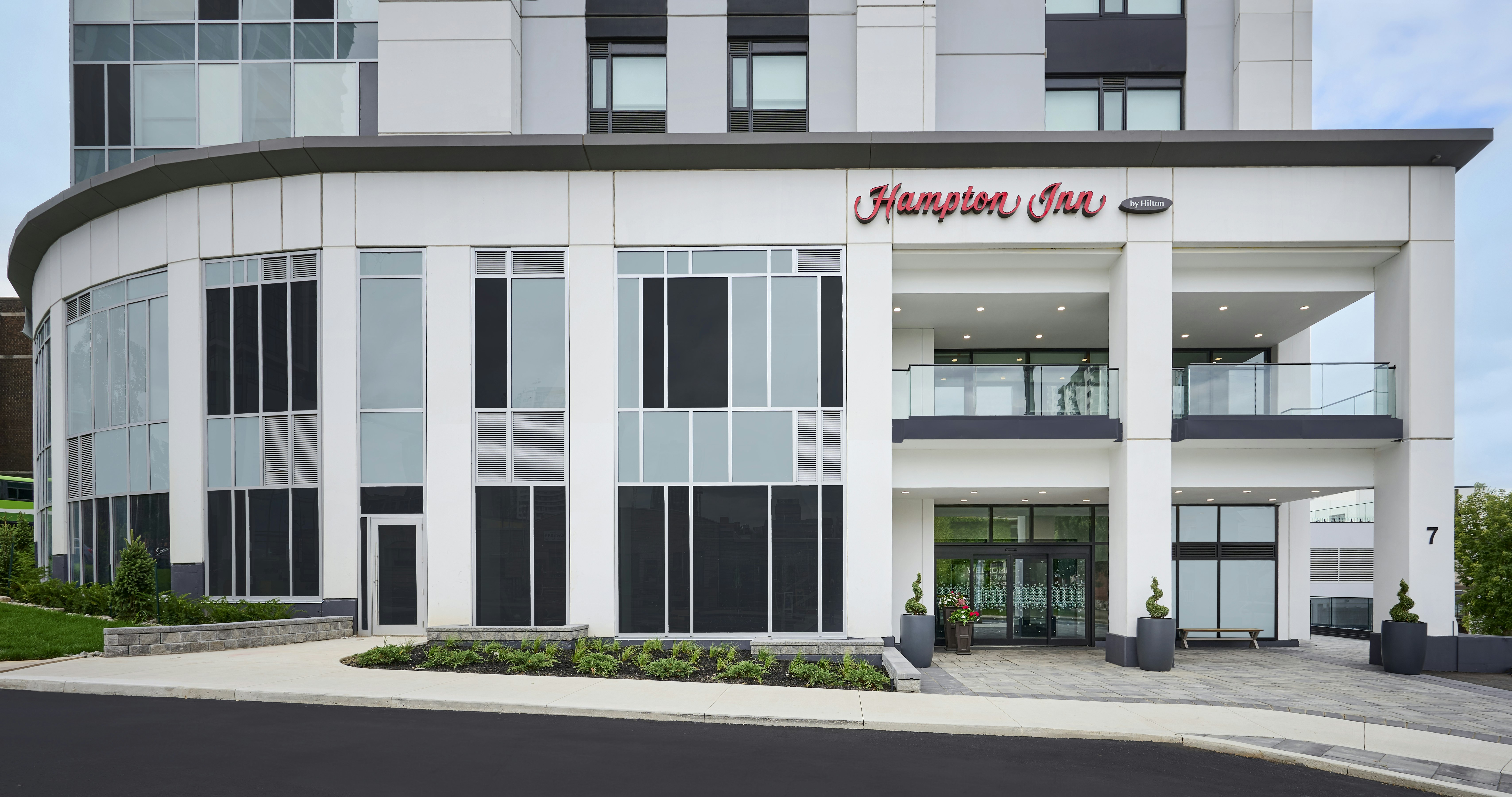 Hampton Inn by Hilton Hamilton 4/22