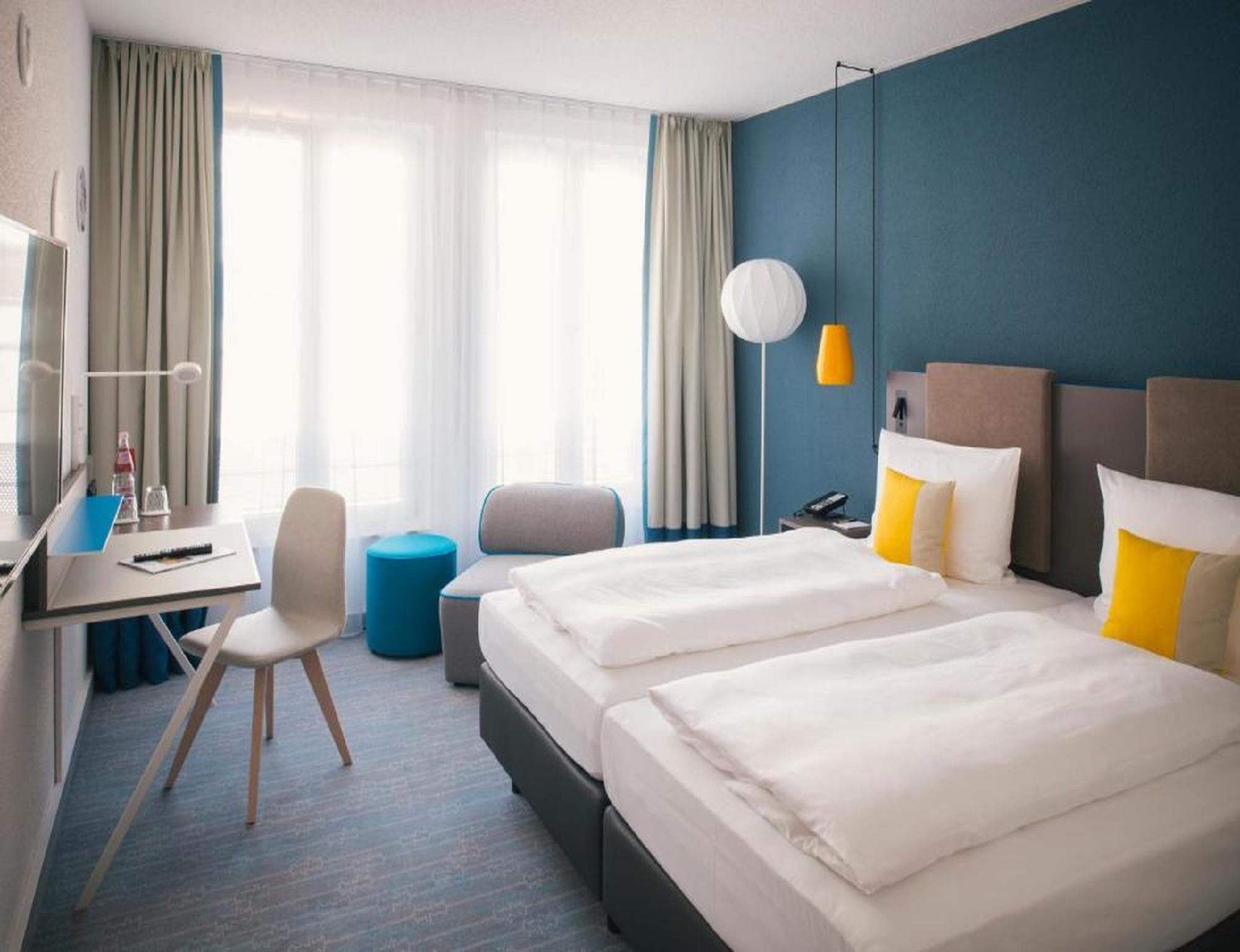 Superior, Twin Beds