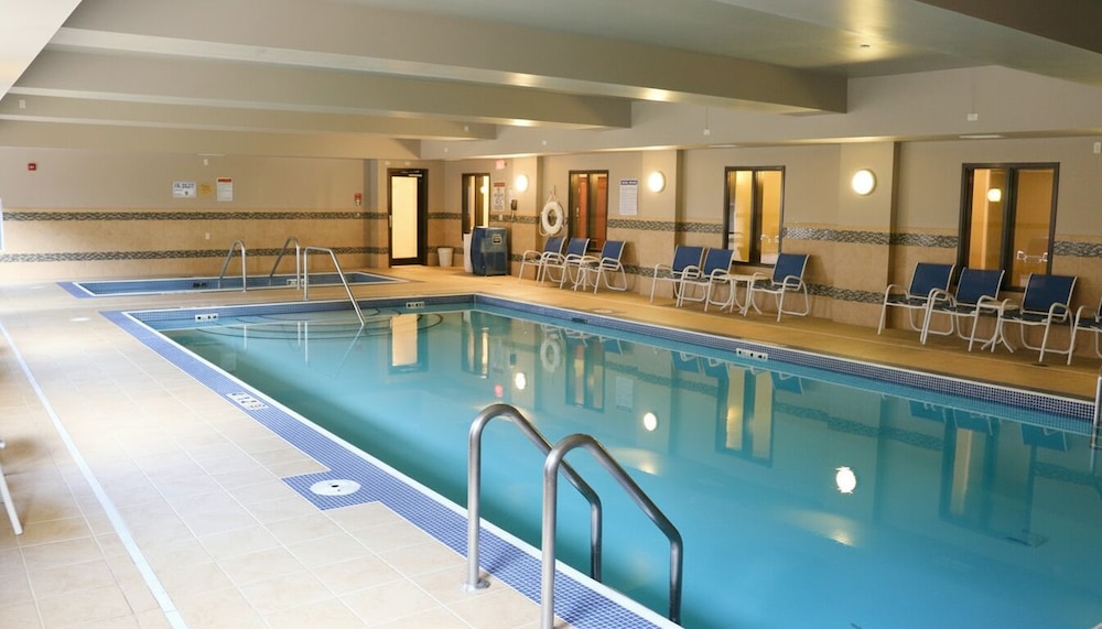 Astoria Hotel and Event Center 38/61