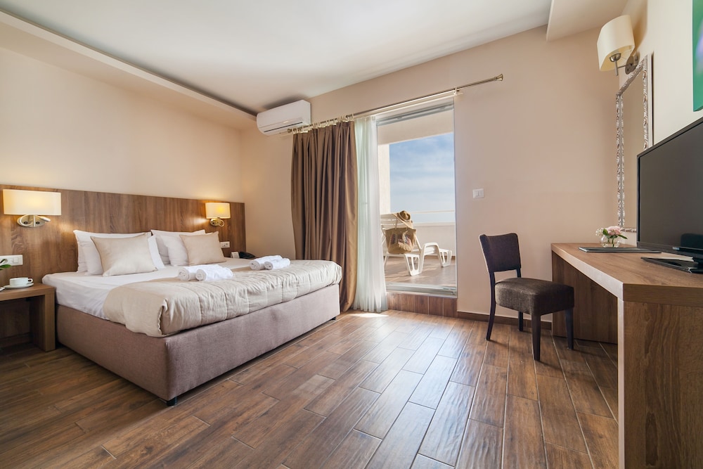 Sato Conference and Spa Hotel 13/50