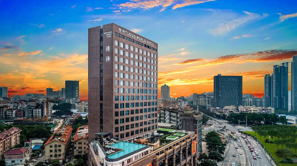 Foshan Virtuous World Hotel 1/26