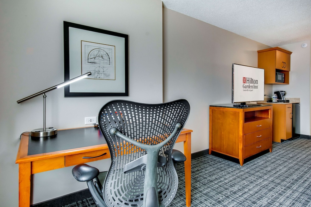 Hilton Garden Inn Louisville Airport 67/69