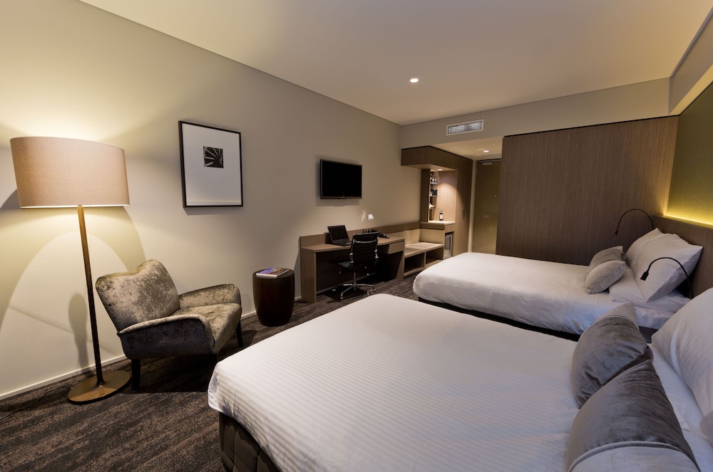 SUPERIOR, TWIN BEDS