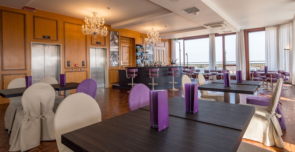 Grande Albergo Roma 55/69