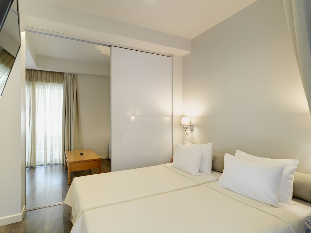 Phidias Piraeus Hotel 31/64