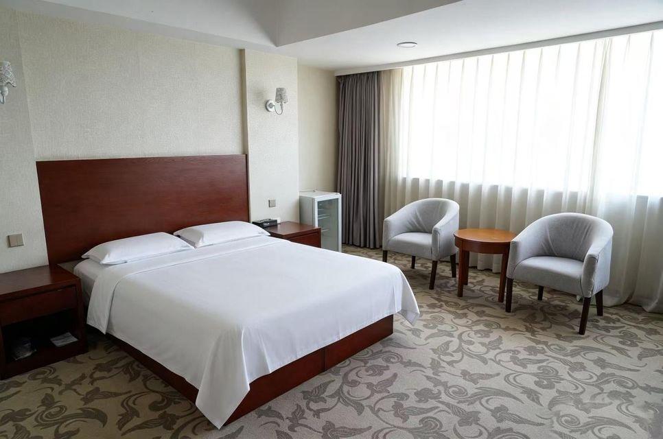 Shenyang Airport Hotel 12/46