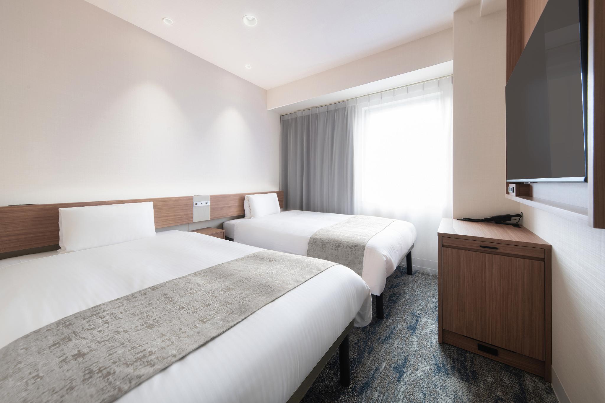 Semi Room, 2 Semi Double Beds