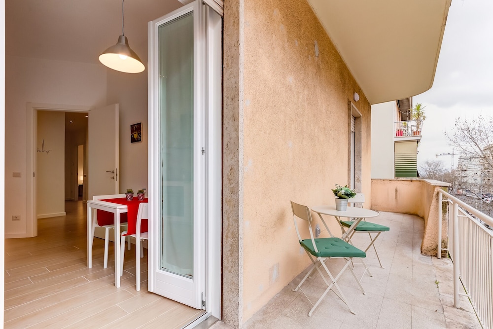 Lovely 3 rooms apartment close Trastevere Station 25/25