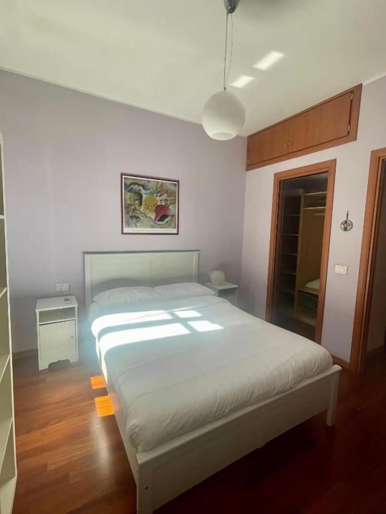 Easy Milano Rooms And Apartments Navigli 16/46
