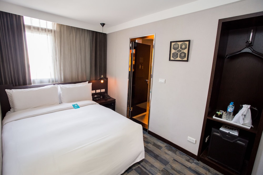 Khan Hotel 13/50