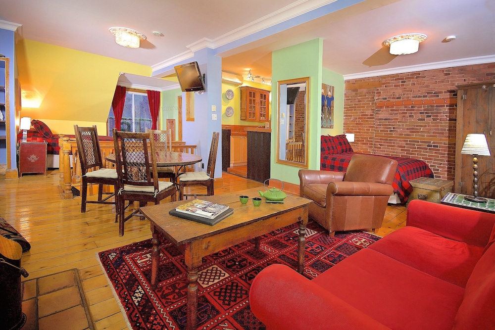 Petite Auberge Les Bons Matins B&B 38/72
