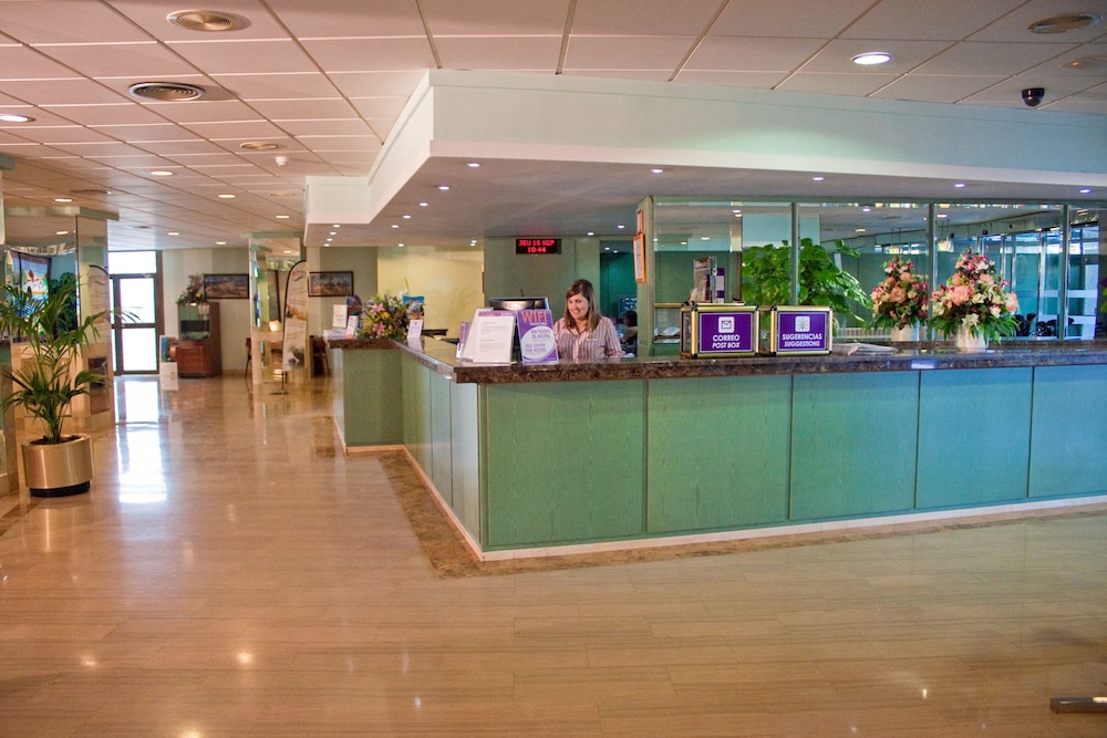 Hotel Servigroup La Zenia 4/50