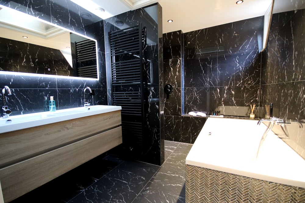 Steenhof Suites 50/50